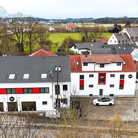B&s Hotel 3*